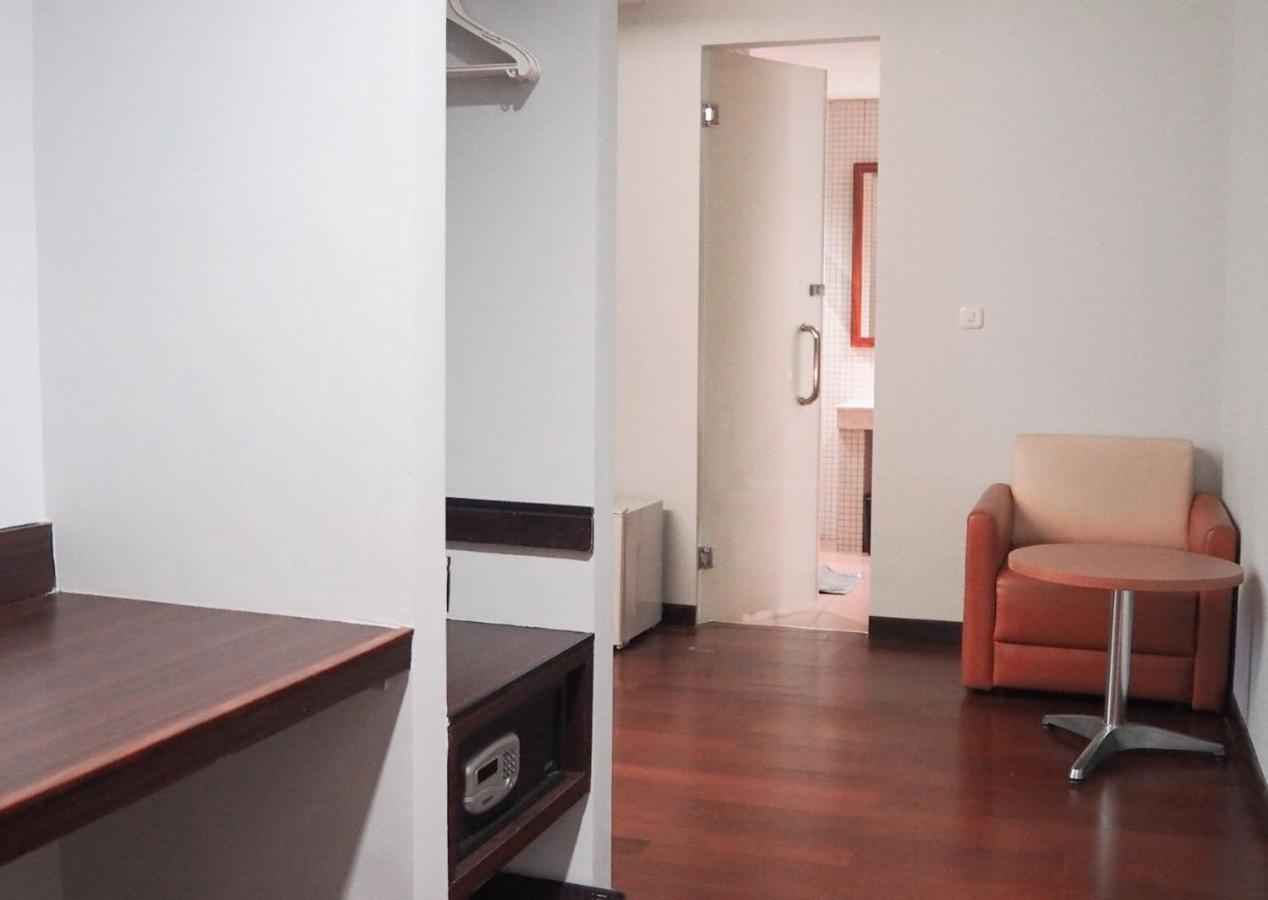 Hotel Favehotel Mex Tunjungan Surabaya