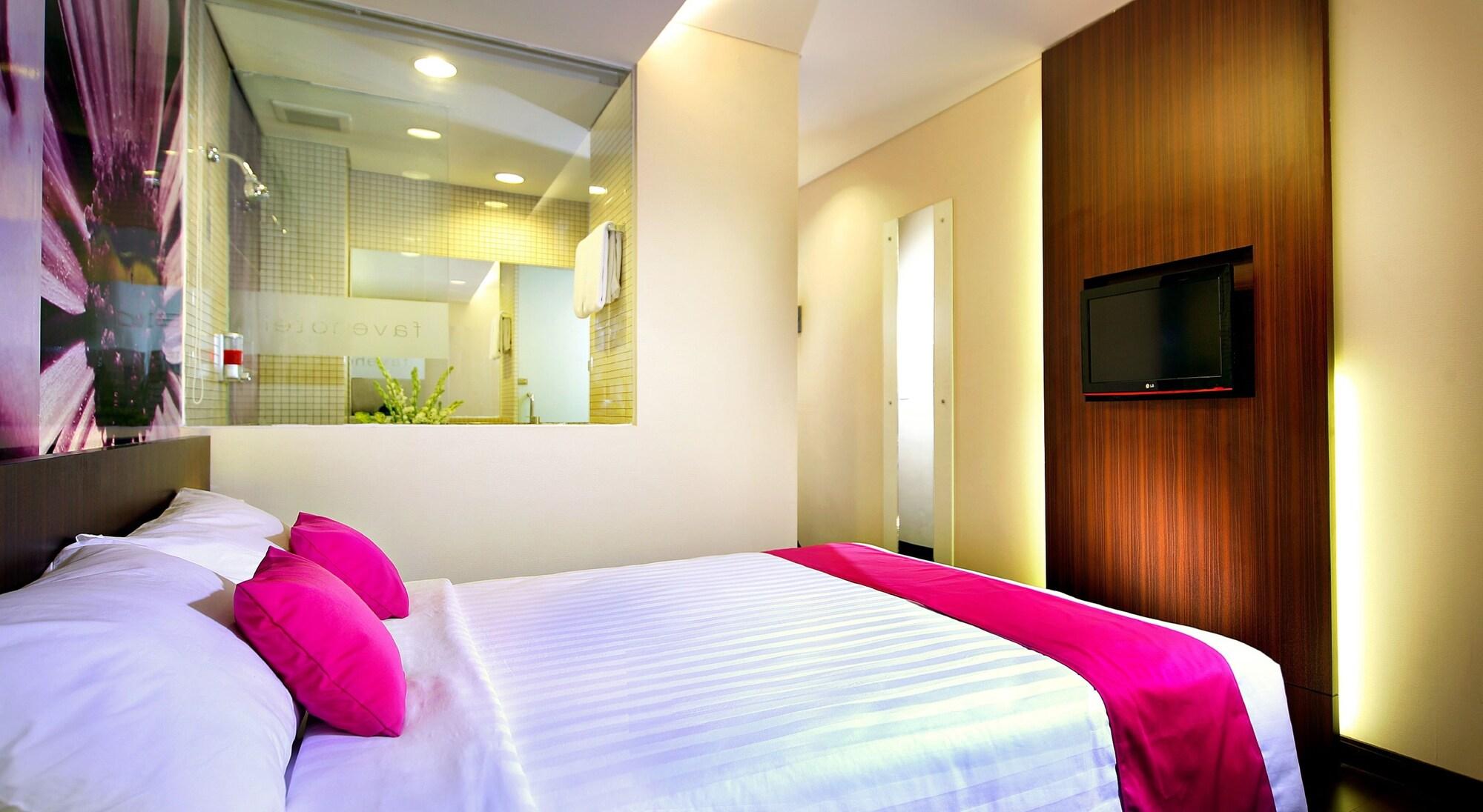 Favehotel Mex Tunjungan 3*