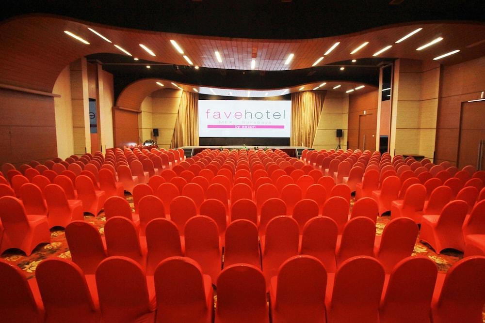 Hotel Favehotel Mex Tunjungan