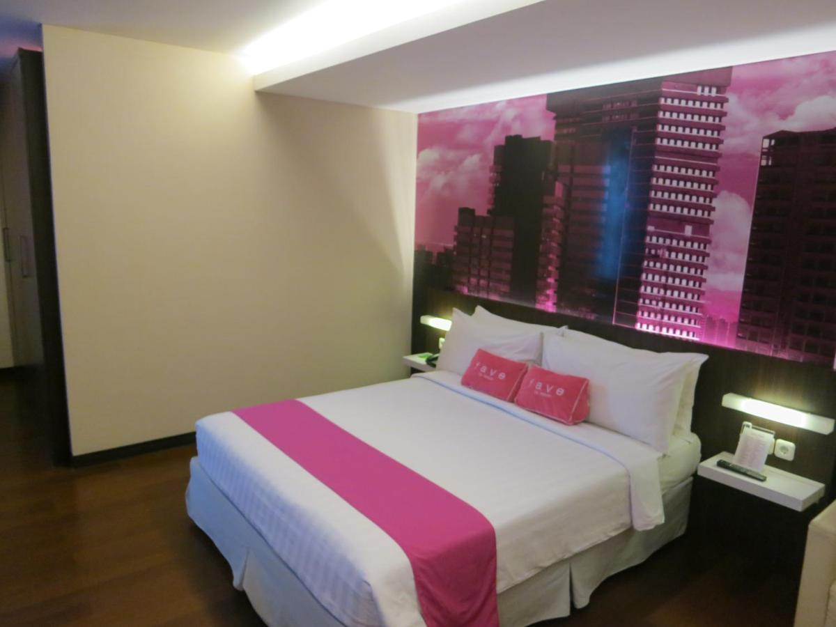 Favehotel Mex Tunjungan Hotel