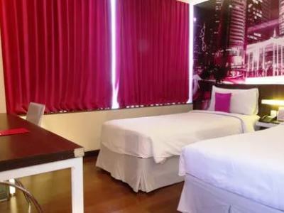 Favehotel Mex Tunjungan 3*